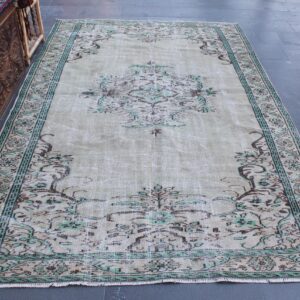 5.7 ft. x 9.2 ft. Vintage Turkish Rug TR39047 Image 1