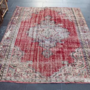 5.6 ft. x 7 ft. Vintage Turkish Rug TR39087 Image 1
