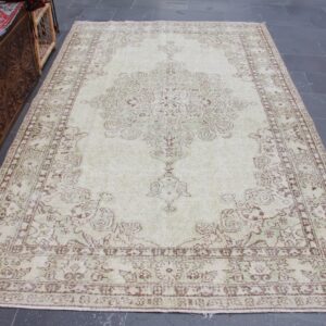 5.5 ft. x 9.2 ft. Vintage Turkish Rug TR39097 Image 1