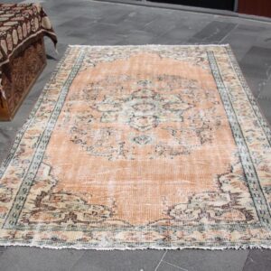 5.2 ft. x 7.9 ft. Vintage Turkish Rug TR39227 Image 1