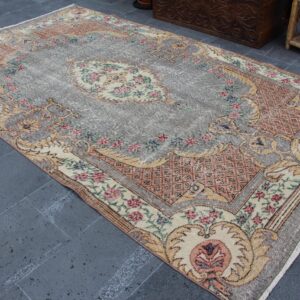 5.1 ft. x 8.9 ft. Vintage Turkish Rug TR39317 Image 1