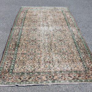 4.8 ft. x 8.5 ft. Vintage Turkish Rug TR39397 Image 1