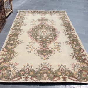 3.8 ft. x 6.8 ft. Vintage Turkish Rug TR39477 Image 1