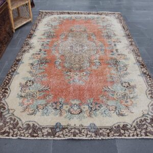 5.1 ft. x 8.8 ft. Vintage Turkish Rug TR39557 Image 1