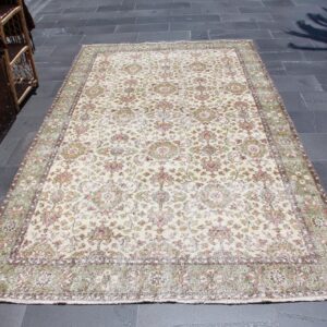 5.7 ft. x 10 ft. Vintage Turkish Rug TR39637 Image 1