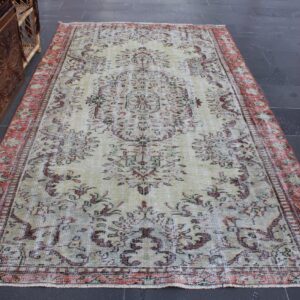 5.2 ft. x 8.9 ft. Vintage Turkish Rug TR39737 Image 1
