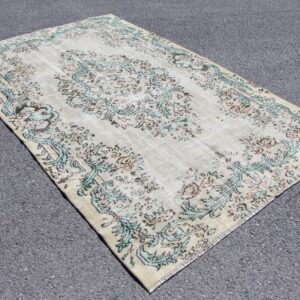 5.4 ft. x 8.7 ft. Vintage Turkish Rug TR39907 Image 1