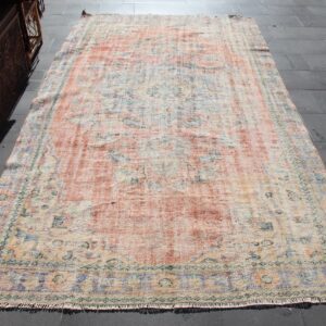 5.7 ft. x 10.2 ft. Vintage Turkish Rug TR40047 Image 1