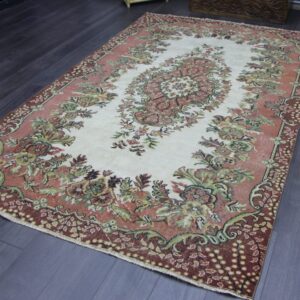 5.6 ft. x 9.1 ft. Vintage Turkish Rug TR40117 Image 1