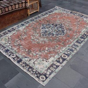 5.6 ft. x 8.8 ft. Vintage Turkish Rug TR40217 Image 1
