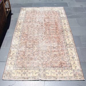 3.7 ft. x 6.8 ft. Vintage Turkish Rug TR40267 Image 1