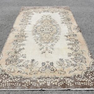 5.2 ft. x 9.5 ft. Vintage Turkish Rug TR41427 Image 1