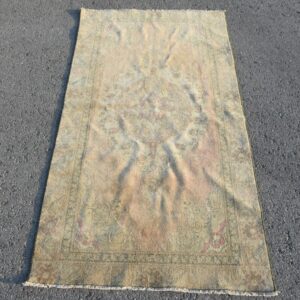 2.8 ft. x 5.3 ft. Vintage Turkish Rug TR41787 Image 1