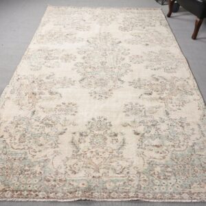 5.5 ft. x 9.4 ft. Vintage Turkish Rug TR41807 Image 1