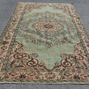 5.9 ft. x 8.9 ft. Vintage Turkish Rug TR42267 Image 1