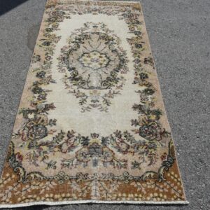 3.1 ft. x 6.8 ft. Vintage Turkish Rug TR42337 Image 1