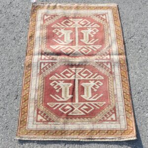 2.3 ft. x 3.4 ft. Vintage Turkish Rug TR42387 Image 1