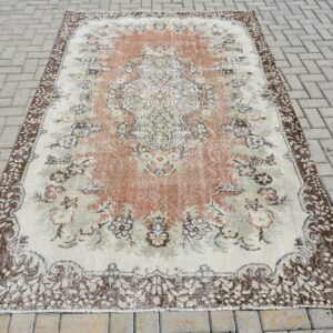 5.8 ft. x 9.3 ft. Vintage Turkish Rug TR42537 Image 1