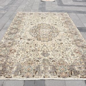 6.6 ft. x 9.7 ft. Vintage Turkish Rug TR42657 Image 1