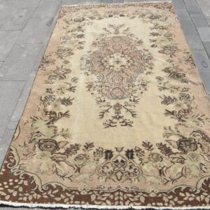4.5 ft. x 8.4 ft. Vintage Turkish Rug TR42907 Image 1
