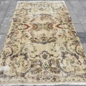 4.6 ft. x 8 ft. Vintage Turkish Rug TR43027 Image 1