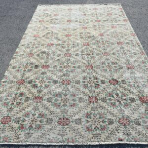 5.7 ft. x 9.7 ft. Vintage Turkish Rug TR43067 Image 1
