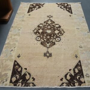 4.5 ft. x 6.1 ft. Vintage Turkish Rug TR43117 Image 1