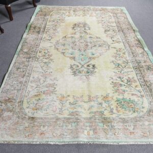 5.6 ft. x 8.9 ft. Vintage Turkish Rug TR43167 Image 1