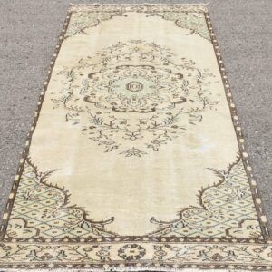 4.6 ft. x 8.6 ft. Vintage Turkish Rug TR43177 Image 1