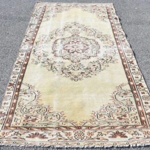 4.5 ft. x 8.4 ft. Vintage Turkish Rug TR43387 Image 1