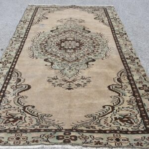 5.5 ft. x 9.3 ft. Vintage Turkish Rug TR43487 Image 1