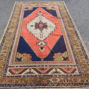 5.2 ft. x 8.9 ft. Vintage Turkish Rug TR43687 Image 1