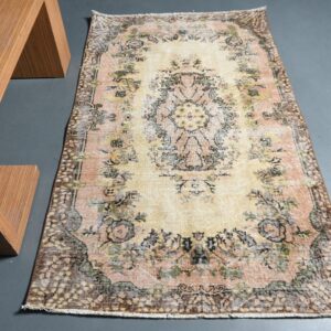 3.8 ft. x 6.3 ft. Vintage Turkish Rug TR44047 Image 1