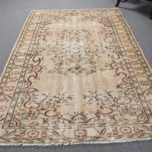 6.2 ft. x 8 ft. Vintage Turkish Rug TR44147 Image 1