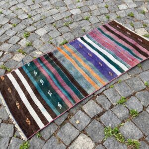1.8 ft. x 3.9 ft. Vintage Kilim Rug TR61132 Image 1