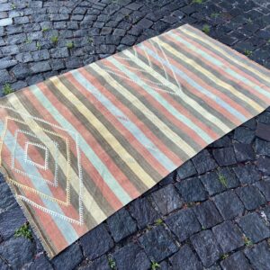 2.9 ft. x 5.1 ft. Vintage Kilim Rug TR61342 Image 1