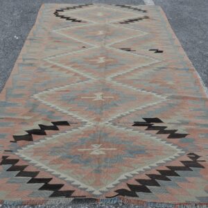 5.5 ft. x 9.5 ft. Vintage Kilim Rug TR61932 Image 1