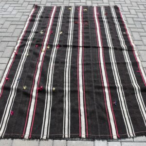 4.9 ft. x 7.3 ft. Vintage Kilim Rug TR62062 Image 1