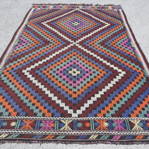 6 ft. x 9.5 ft. Vintage Kilim Rug TR62272 Image 1