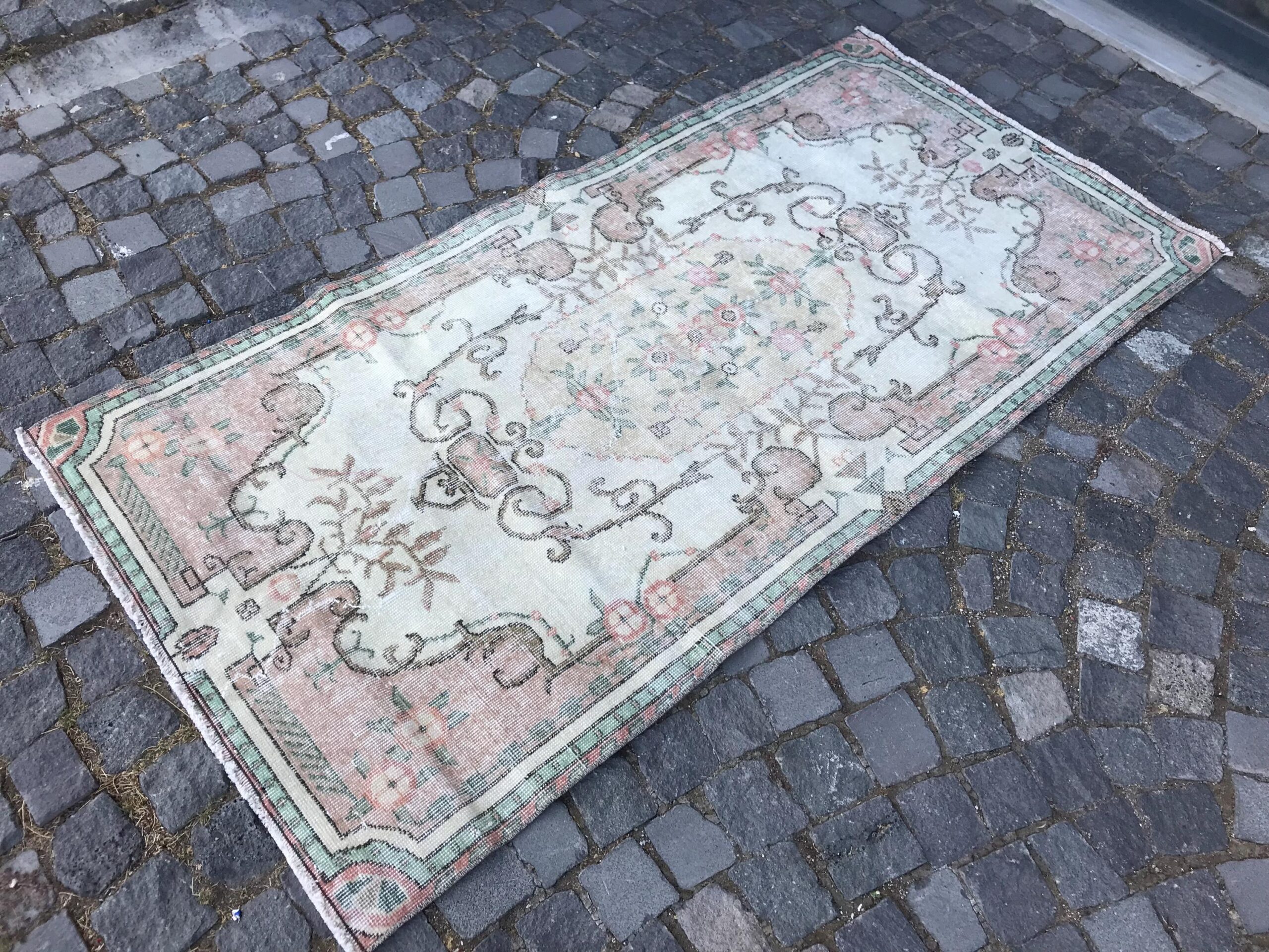 3.4 ft. x 6.8 ft. Vintage Turkish Rug TR21587