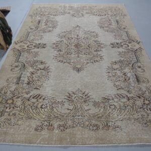 5.5 ft. x 8.7 ft. Vintage Turkish Rug TR44647 Image 1
