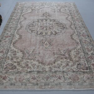 5.7 ft. x 8.9 ft. Vintage Turkish Rug TR44707 Image 1