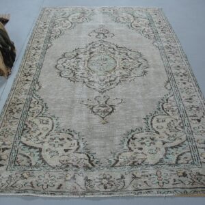 5.1 ft. x 8.2 ft. Vintage Turkish Rug TR44857 Image 1