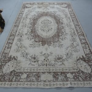 5.2 ft. x 9.9 ft. Vintage Turkish Rug TR44937 Image 1