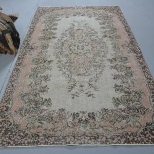 5 ft. x 8.8 ft. Vintage Turkish Rug TR44967 Image 1