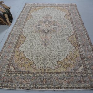 5.4 ft. x 9.5 ft. Vintage Turkish Rug TR44977 Image 1