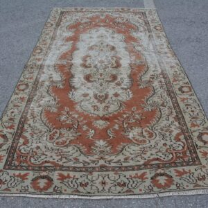 4.6 ft. x 8.8 ft. Vintage Turkish Rug TR45467 Image 1