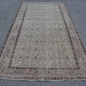 4.8 ft. x 8.9 ft. Vintage Turkish Rug TR45487 Image 1