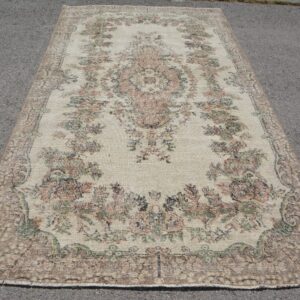 5.3 ft. x 9.9 ft. Vintage Turkish Rug TR45647 Image 1