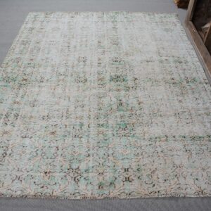 5.6 ft. x 7 ft. Vintage Turkish Rug TR45687 Image 1